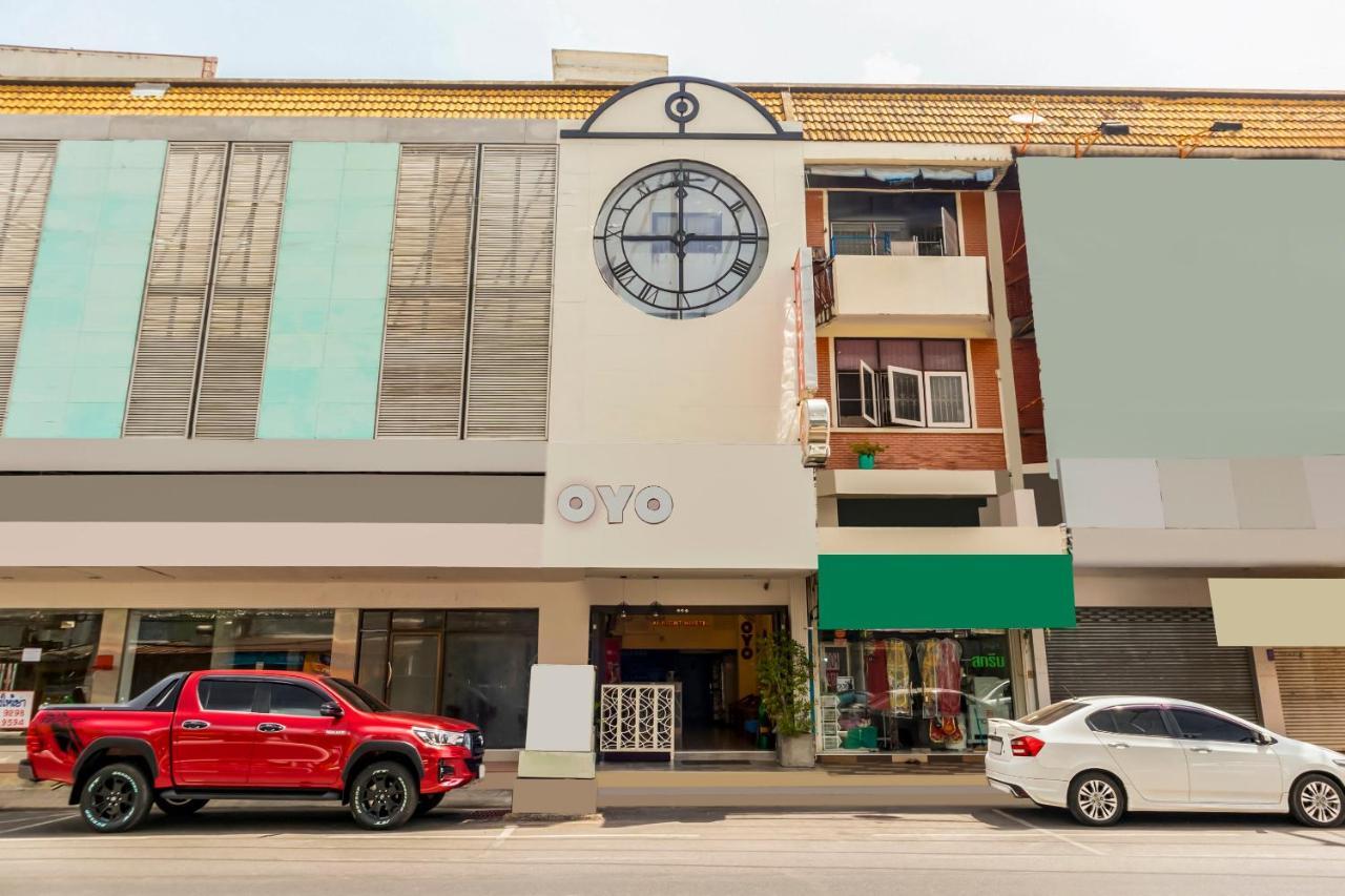 Oyo 501 At Night Hostel Phuket Exterior photo